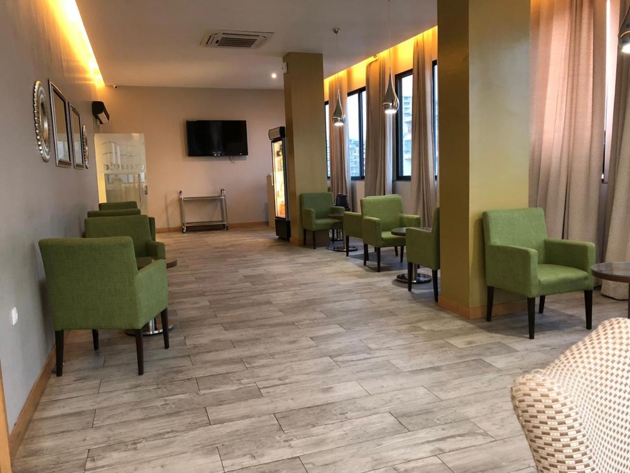Blu Sky Hotel Мапуто Екстериор снимка